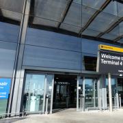 LIVE updates as NO trains running to Heathrow causing 'major disruption'